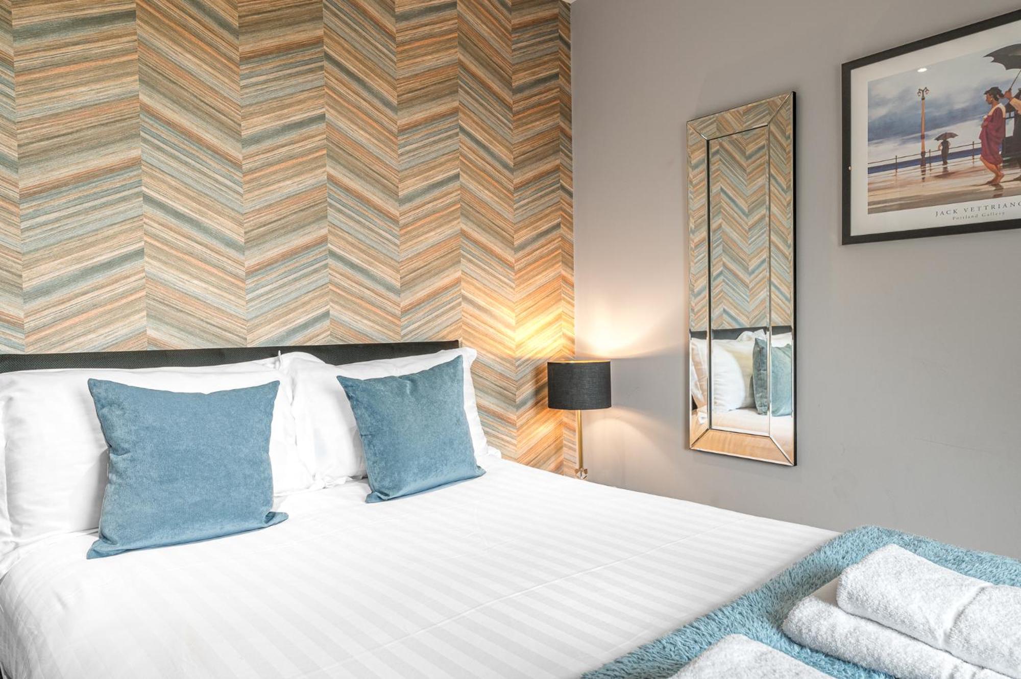 Abbey Apartments Modern Aparthotel For Tourists & Professionals Barrow-in-Furness Quarto foto